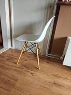 4 witte  JYSK kuipstoelen, Huis en Inrichting, Stoelen, Ophalen, Wit, Scandinavisch, Zo goed als nieuw