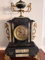 Antieke dressoir klok, Ophalen