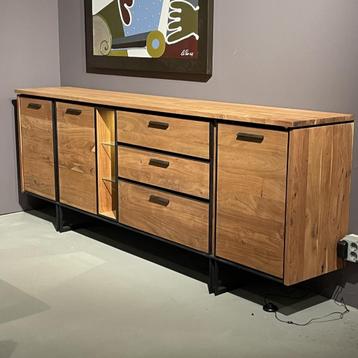 Dressoir Tokyo Henders en Hazel  beschikbaar voor biedingen