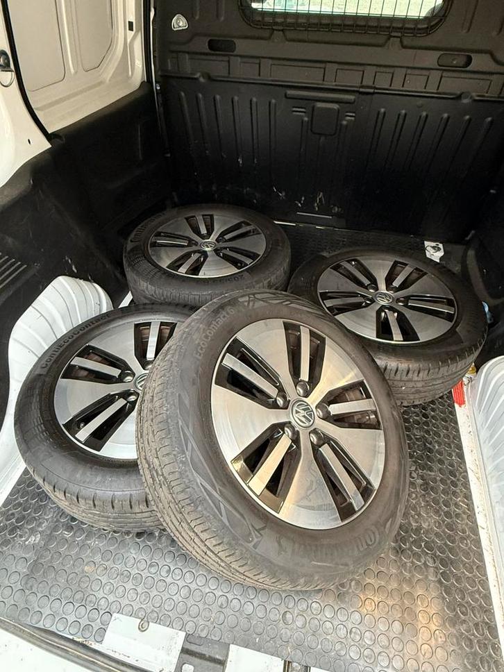 Orginele Volkswagen “16” E-Golf / velgen onbeschadigd, Auto-onderdelen, Overige Auto-onderdelen, Volkswagen, Ophalen