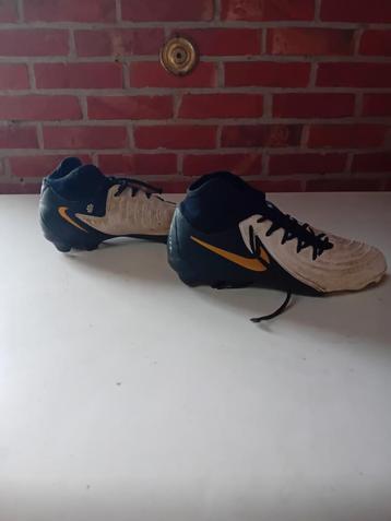 Nike Voetbalschoenen Maat 39 beschikbaar voor biedingen