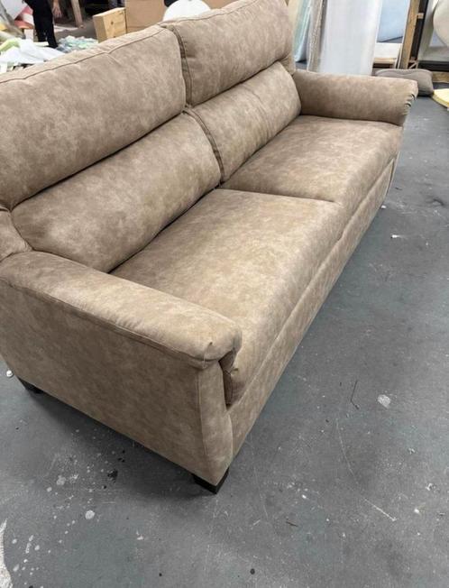 Stijlvol Bedbankje - Taupe Skaileer, Huis en Inrichting, Banken | Sofa's en Chaises Longues, Zo goed als nieuw, Tweepersoons, Minder dan 150 cm