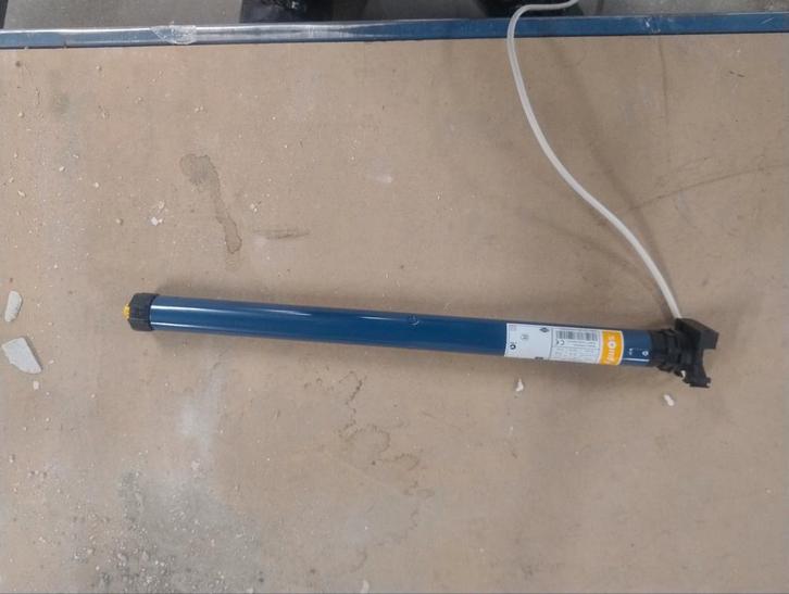 Somfy Sonesse 40 RTS Rolgordijnmotor, Doe-het-zelf en Verbouw, Rolluiken, Gebruikt, Minder dan 100 cm, Minder dan 100 cm, Overige kleuren