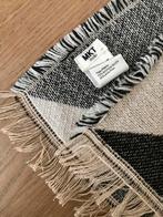 Mkt studio sjaal shawl beige grijs wit, Ophalen of Verzenden, Zo goed als nieuw, Sjaal, Maat 46/48 (XL) of groter