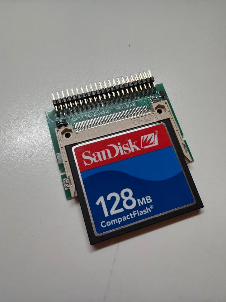 Delock ATA naar CF Adapter + Sandisk 128MB CompactFlash, Computers en Software, Vintage Computers, Ophalen of Verzenden