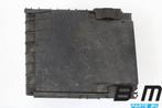 Zekeringkast deksel motorruimte VW Golf 5 1K0937132F, Gebruikt