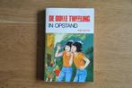 Enid Blyton - De dolle tweeling in opstand, Boeken, Gelezen, Ophalen of Verzenden, Fictie, Enid Blyton