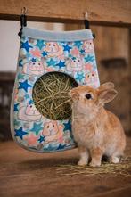 * Hooizakje voor cavia's of konijnen NIEUW HANDGEMAAKT, Dieren en Toebehoren, Www.Karinasdierenwebshop.nl, Www.Karinasdierenwebshop.nl