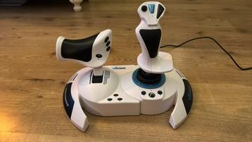 Thrustmaster T-Flight Hotas One beschikbaar voor biedingen