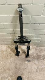 Beverly 300 voorvork, Ophalen