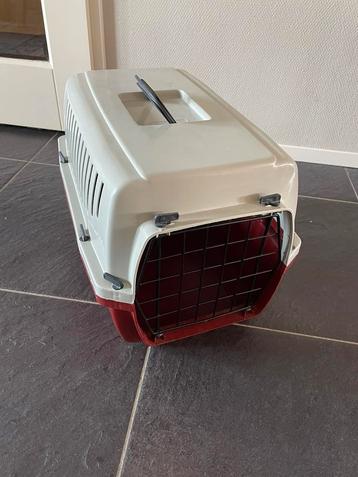Transportmand voor kleine huisdieren beschikbaar voor biedingen