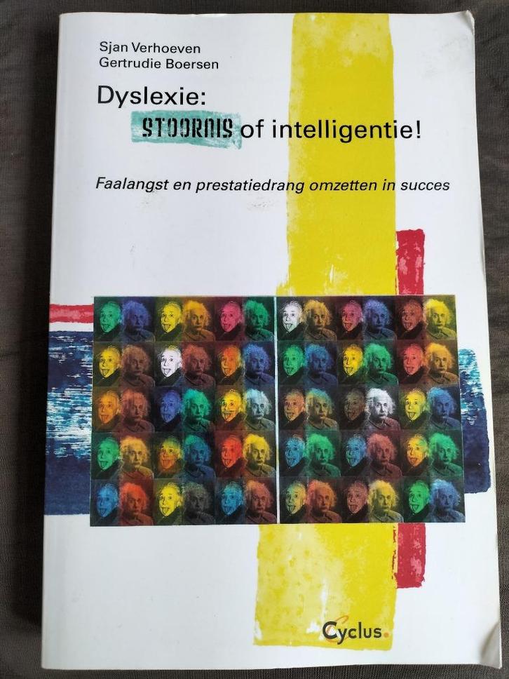 Verhoeven & Boersen - Dyslexie: stoornis of intelligentie, Boeken, Psychologie, Zo goed als nieuw, Ophalen of Verzenden