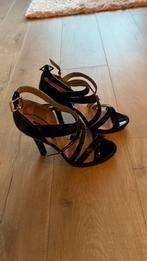 Jimmy Choo x H&M Hakken - Maat 40, Ophalen of Verzenden, Zo goed als nieuw, Zwart, Pumps