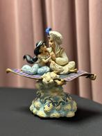 Disney Traditions Aladdin & Jasmine ‘Magical Carpet Ride’, Ophalen of Verzenden, Zo goed als nieuw, Dier