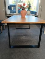 Eikenhouten eettafel met stalen poten, Huis en Inrichting, Tafels | Eettafels, Ophalen, 200 cm of meer, 50 tot 100 cm, Zo goed als nieuw