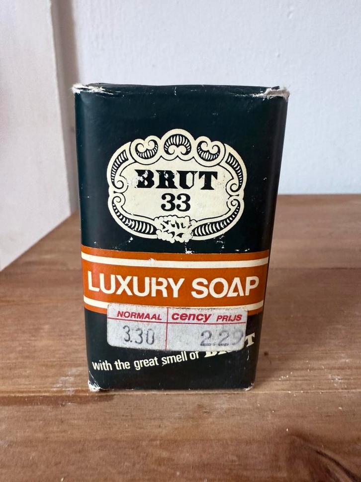 Vintage zeep Brut33 in originele verpakking ongebruikt, Sieraden, Tassen en Uiterlijk, Uiterlijk | Lichaamsverzorging, Zo goed als nieuw