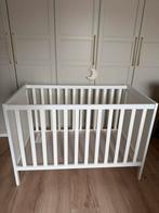 Sundvic baybedje 60 x 120 cm incl. matras + deken, Kinderen en Baby's, Babywiegjes en Ledikanten, Ophalen, Zo goed als nieuw, Ledikant