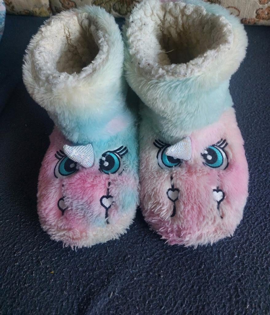 Mooie Unicorn superzachte  pantoffels laarsjes maat 35, Ophalen of Verzenden, Zo goed als nieuw, Meisje, Laarzen