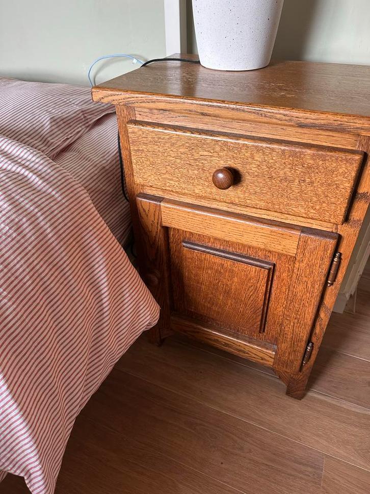 Set Houten Nachtkastjes met Deur en Lade, Huis en Inrichting, Slaapkamer | Nachtkastjes, Gebruikt, 70 cm of meer, Minder dan 45 cm