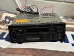 Auto radio JVC met bekabeling werkt nog met Casette, Auto diversen, Autoradio's, Ophalen of Verzenden, Zo goed als nieuw