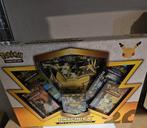 Red en blue collection pikachu ex box, Ophalen of Verzenden, Zo goed als nieuw, Losse kaart