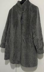 Original alpaca / Mohair jas, Kleding | Dames, Jassen | Winter, Ophalen of Verzenden, Zo goed als nieuw, Grijs