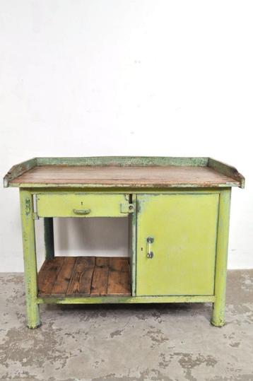 Industrieel dressoir kookeiland vintage werkbank  beschikbaar voor biedingen