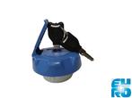 ADBLUE DOP MET SLEUTEL | AFTERMARKET | 20703186, Auto-onderdelen, Vrachtwagen-onderdelen, Overige merken, Brandstofsystemen, -