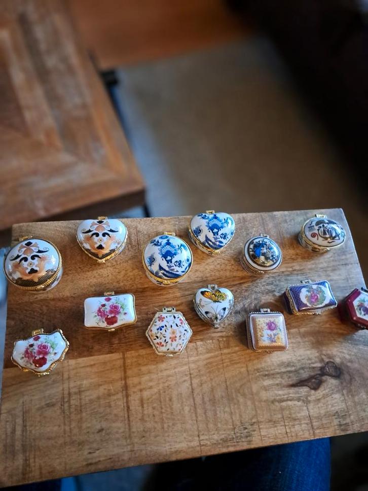 Pillen/sierraden doosjes, Antiek en Kunst, Curiosa en Brocante, Ophalen of Verzenden