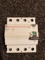 Zekering hoofdschakelaar meterkast elektro hager oid, Ophalen of Verzenden, Overige typen