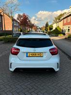 Mercedes-Benz A-Klasse A 200 Blueefficiency 156pk 2013 Wit, Auto's, Voorwielaandrijving, Wit, 1595 cc, Handgeschakeld
