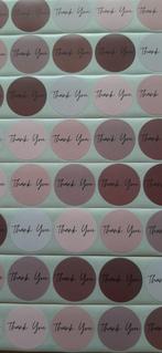 Nr. 7 :   90 stuks roze/paarsachtige thank you stickers., Ophalen of Verzenden, Nieuw, Meerdere stickers