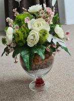 Glazen vaas met kunstbloemen, Ophalen, Zo goed als nieuw