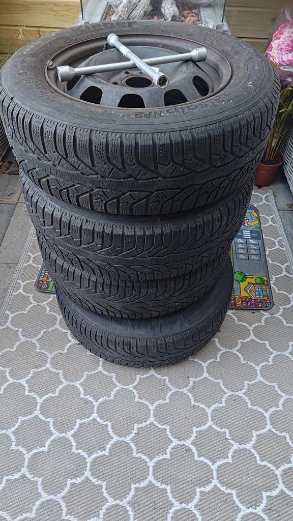 Winterbanden Krisalp 215/65/R16 op stalen velg 5x114,3, Auto-onderdelen, Banden en Velgen, Ophalen, 16 inch, Banden en Velgen