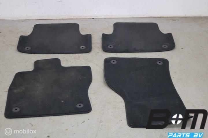 Set vloermatten Audi A3 8V 8V1864435, Auto-onderdelen, Interieur en Bekleding, Gebruikt