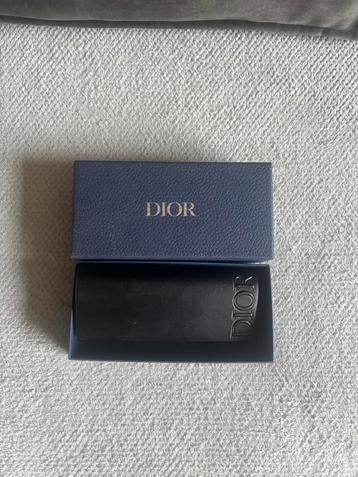 Dior Zonnebril - Stijlvol en Elegant beschikbaar voor biedingen
