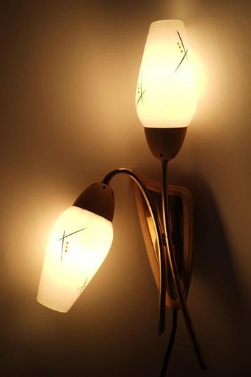 vintage jaren 50 wandlampje messing glas twee lichtpunten beschikbaar voor biedingen