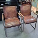 2 stoelen |bruin kunstleer | stoer | metalen poten, Ophalen, Gebruikt, Twee, Zwart