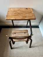 Vintage schoolbureau/lessenaar met stoel, Ophalen