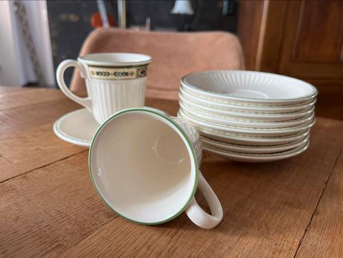Wedgwood Carlton kop en schotel koffie, Antiek en Kunst, Antiek | Servies compleet, Ophalen of Verzenden