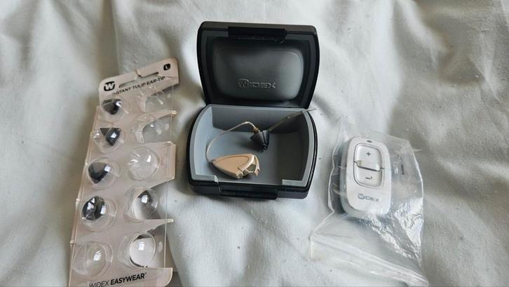 Unitron Hoortoestel met widex accessoires, Audio, Tv en Foto, Overige Audio, Tv en Foto, Gebruikt, Ophalen of Verzenden