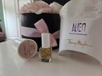 Thierry Mugler Alien extraordinair set Geurkaars en nagellak, Ophalen of Verzenden, Nieuw