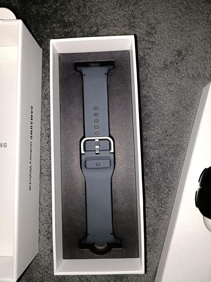 Samsung Galaxy Watch 8 - Topconditie!, Sieraden, Tassen en Uiterlijk, Smartwatches, Zo goed als nieuw, Android, Zwart, Afstand