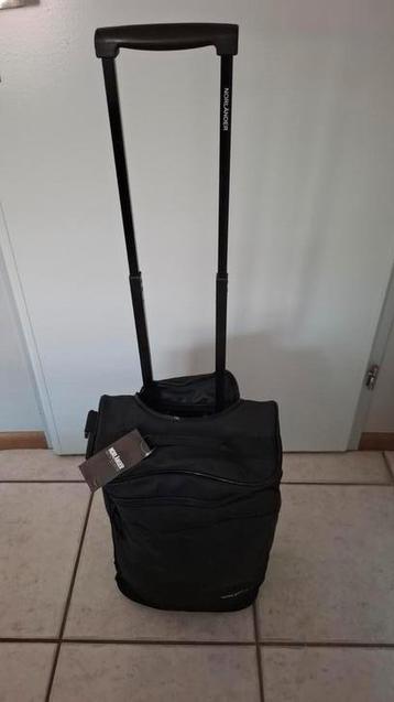 Norlander trolley nog nieuw met toilet tas extra ook nieuw beschikbaar voor biedingen