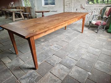 Grote boerentafel 260 cm lang  beschikbaar voor biedingen