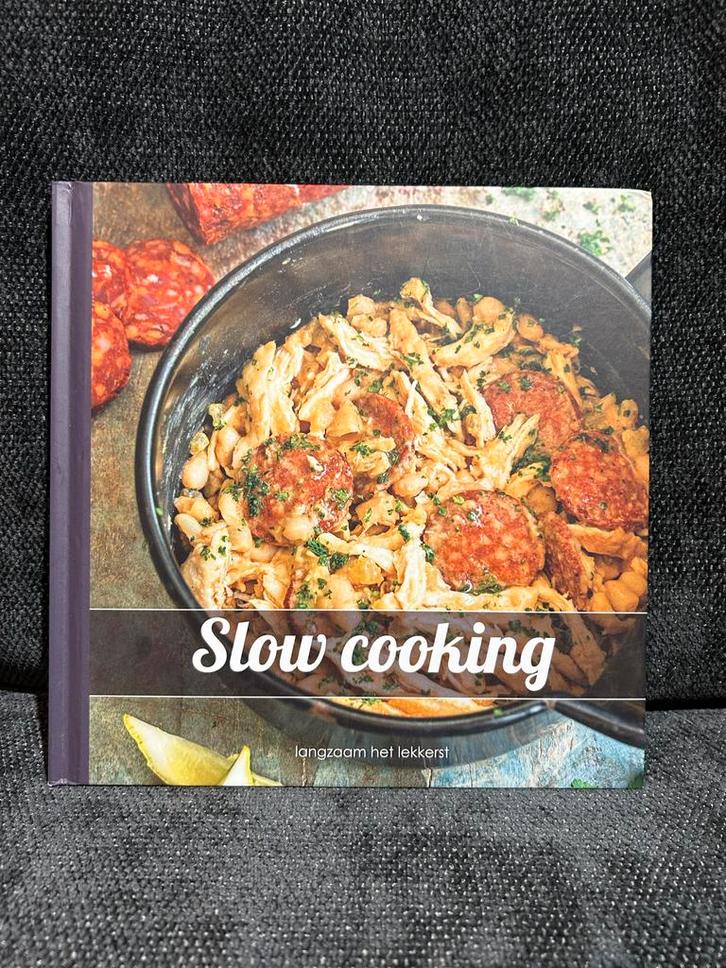 Boek Slow Cooking - Zo Goed Als Nieuw!, Boeken, Kookboeken, Zo goed als nieuw, Hoofdgerechten, Overige gebieden, Gezond koken