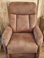 Elektrische Sta-op Stoel van Hukla met breder zitvlak, Huis en Inrichting, Fauteuils, Ophalen, 75 tot 100 cm, Zo goed als nieuw