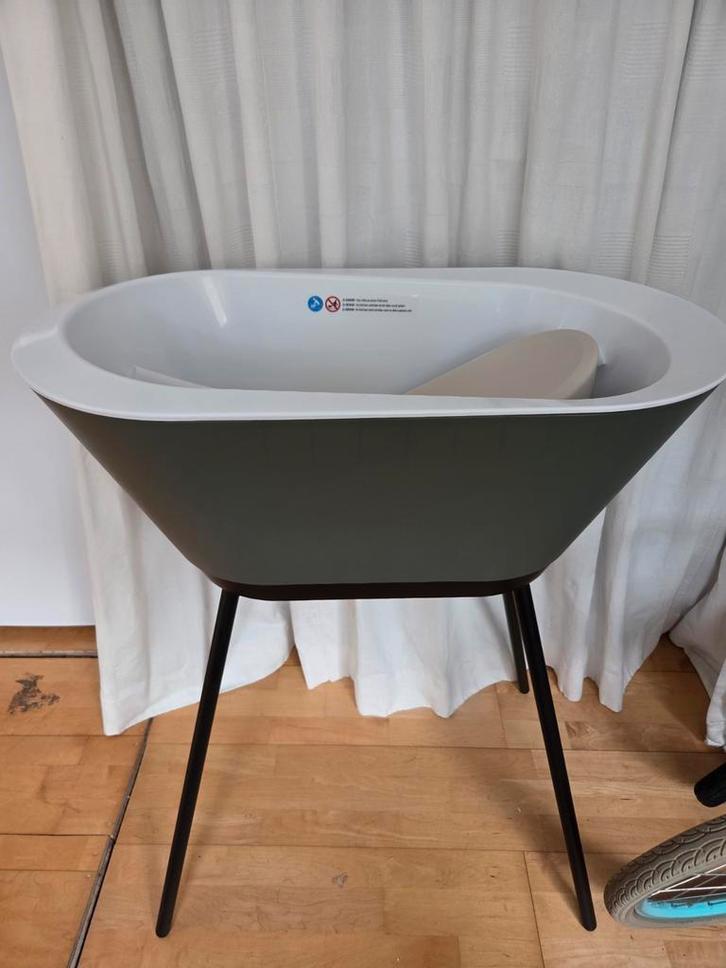 We-Too Babybadje met standaard, Kinderen en Baby's, Badjes en Verzorging, Zo goed als nieuw, Badje, Overige merken, Standaard