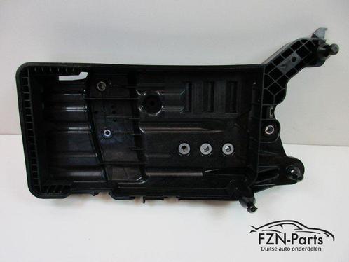 VW Tiguan 5NA Accubak 5QF915325B, Auto-onderdelen, Carrosserie en Plaatwerk, Gebruikt, Ophalen of Verzenden