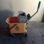 Degelijke mopwagen met zwenkwielen en uitwringsysteem, Ophalen, Dweilemmer, -bak, of -wagen